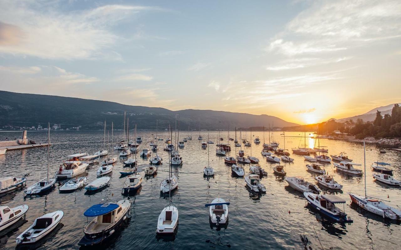 Apartments Belvedere Herceg Novi Exterior photo