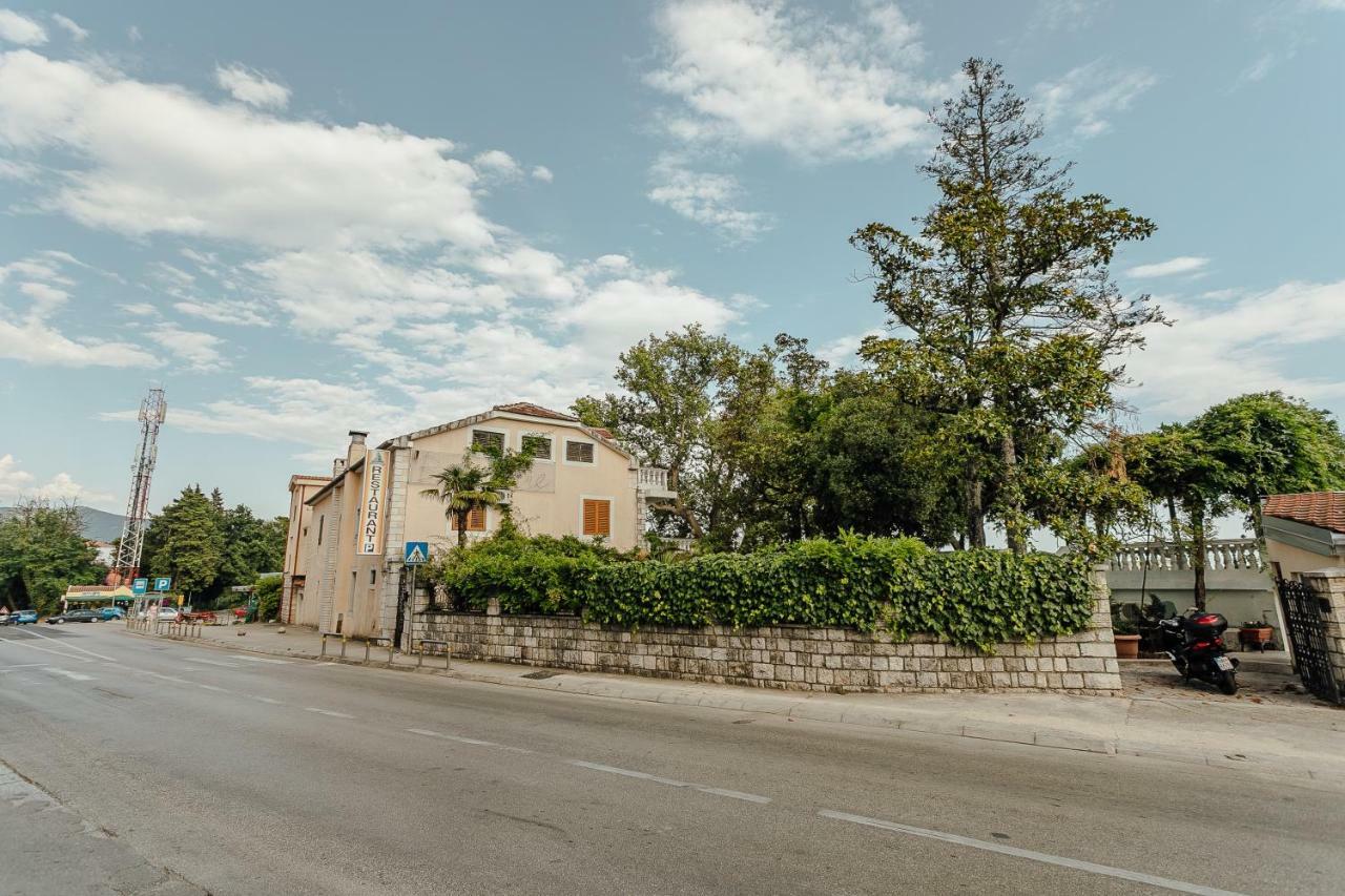 Apartments Belvedere Herceg Novi Exterior photo
